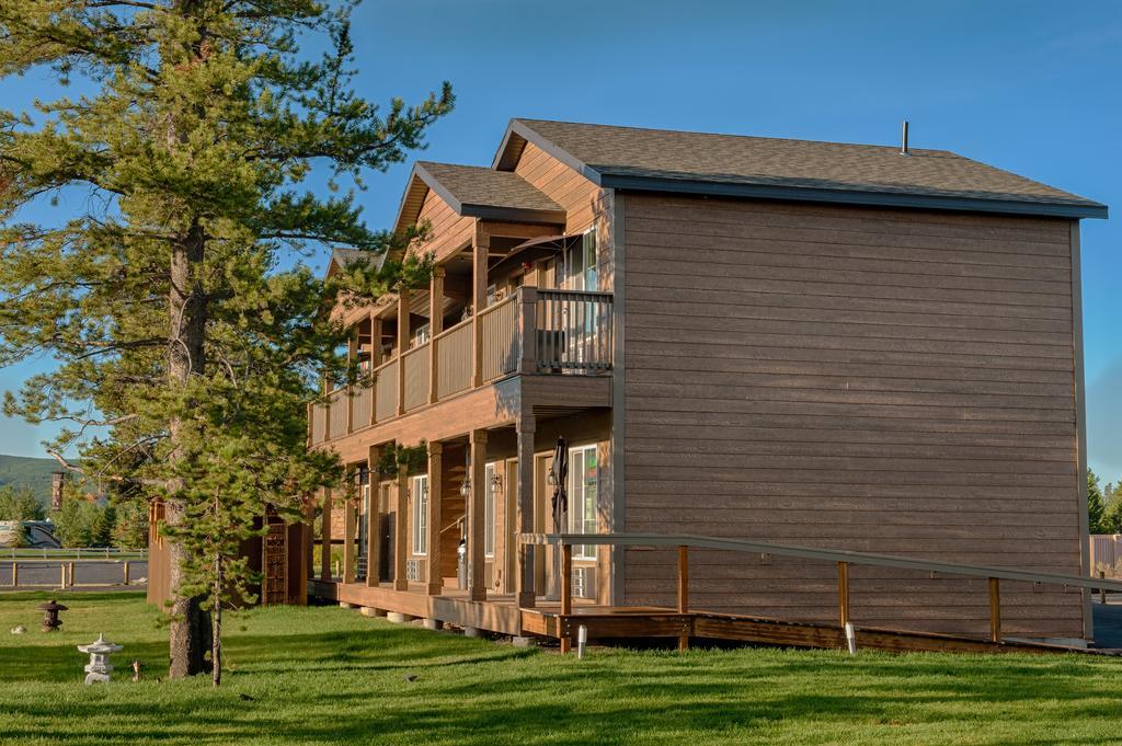 Tao'S Inn West Yellowstone Dış mekan fotoğraf