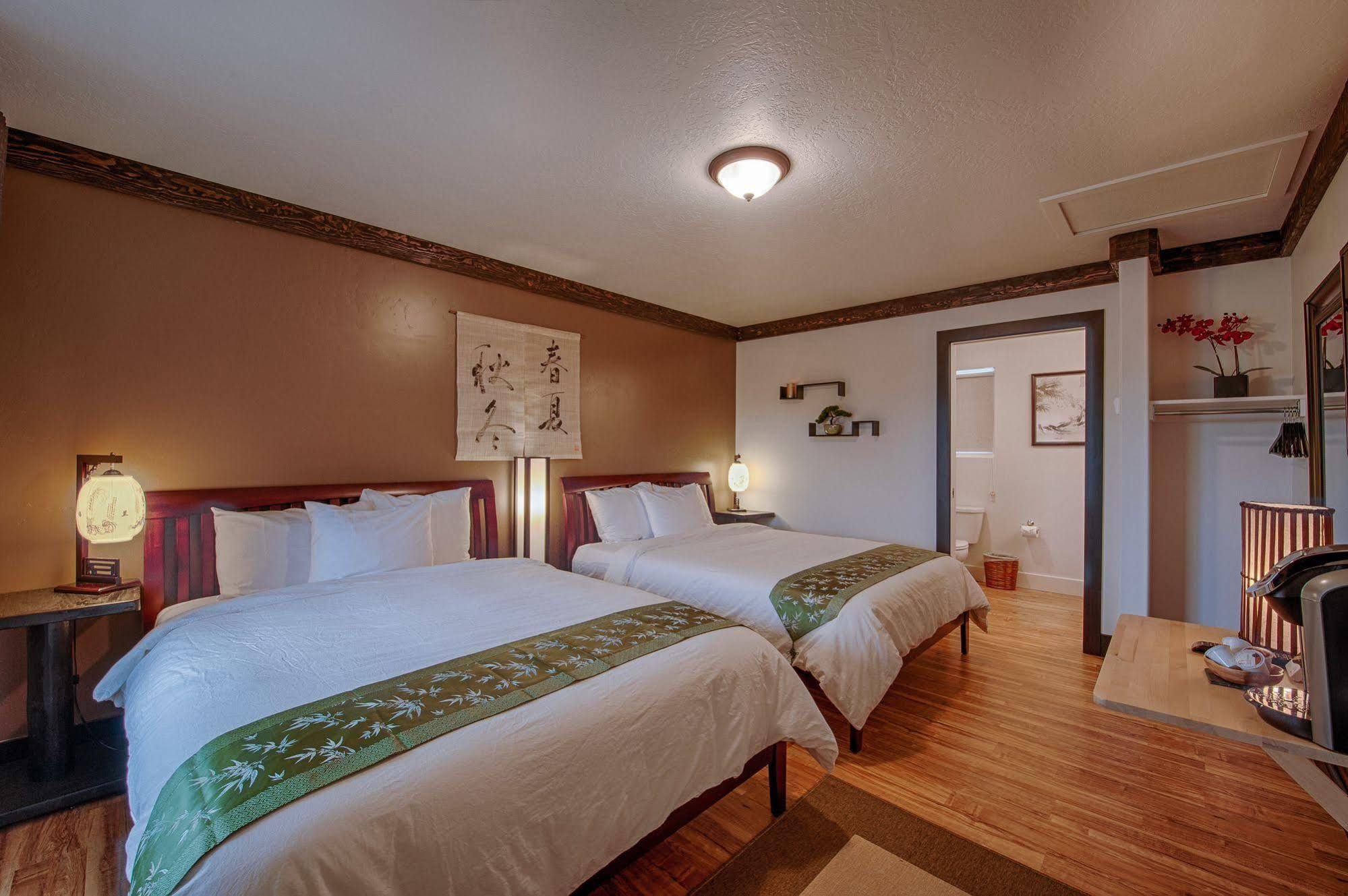 Tao'S Inn West Yellowstone Dış mekan fotoğraf