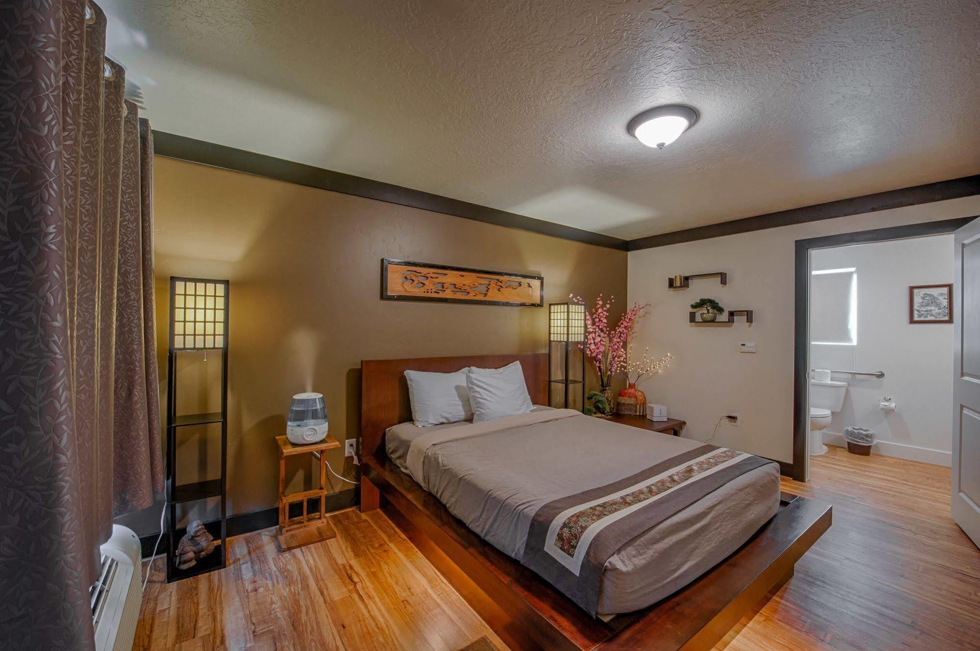 Tao'S Inn West Yellowstone Dış mekan fotoğraf