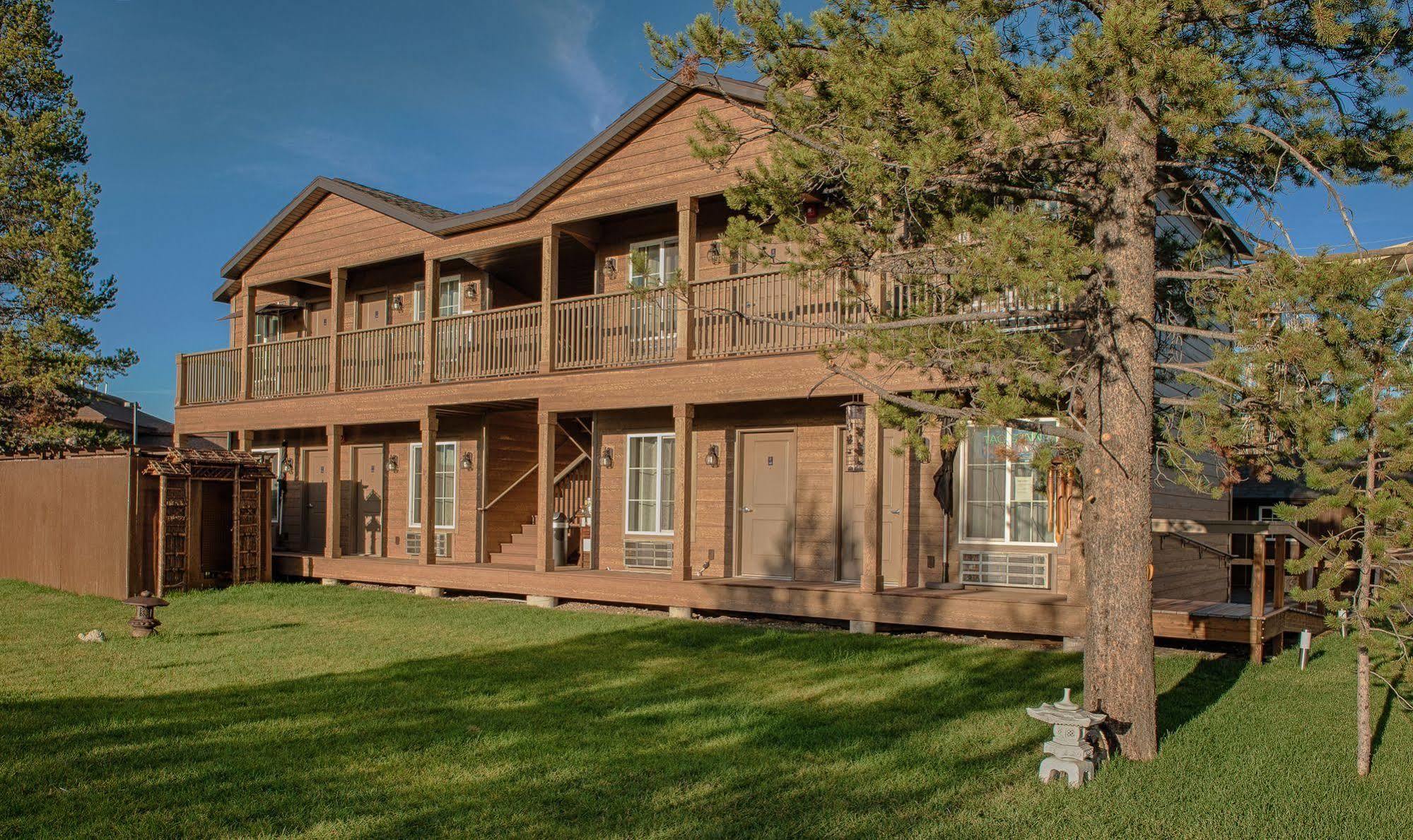Tao'S Inn West Yellowstone Dış mekan fotoğraf